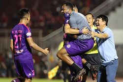 HLV Vũ Tiến Thành 'lạc quan tếu' với Sài Gòn FC?
