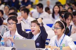 Trường học phổ thông trực tuyến của Mỹ tặng 100 học bổng trị giá 3 tỷ đồng