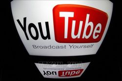 YouTube cấm kênh thông tin OAN hoạt động trong một tuần