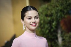 Selena Gomez chia sẻ về tình trạng sức khỏe sau khi điều trị trầm cảm