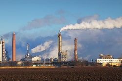 Lượng CO2 vẫn cao kỷ lục bất chấp các đợt phong tỏa vì Covid-19