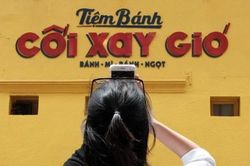 Tiếc nuối bức tường vàng 'trứ danh' ở Đà Lạt sắp bị xóa xổ