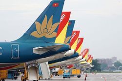 Đề xuất tiếp tục giữ mức giảm 30% thuế đối với nhiên liệu bay trong năm 2021
