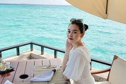 Sao Việt: Á hậu Tường San thông báo kết hôn ở tuổi 20