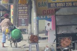 Mất an toàn thực phẩm từ những quán thịt vịt ở thị trấn Vân Đình