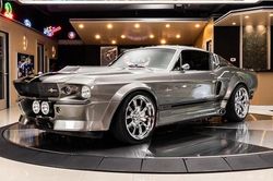 Ngắm Ford Mustang cổ điển 'mượn hồn' GT Convertible 2011