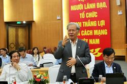 Không thể cãi cọ nhau 10 m2 đất cũng đưa lên Thủ tướng