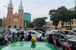 Trung tâm Sài Gòn kẹt cứng ngày Black Friday