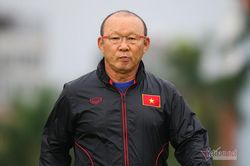 Tuyển Việt Nam gọi lại Văn Quyết, Tấn Trường: Thầy Park lùi hay tiến?