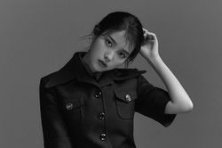 IU tiết lộ đang chuẩn bị trở lại, tung album cuối cùng?