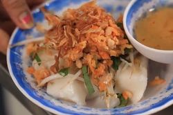 Thử món bánh đúc mặn ở Tiền Giang