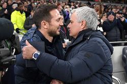 Trực tiếp Chelsea vs Tottenham: Cuộc diễu hành tới đích của nhà vô địch