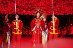 Hoa hậu Đỗ Mỹ Linh nói gì về tân Hoa hậu Đỗ Thị Hà?