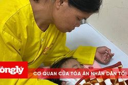Xót xa hoàn cảnh bé gái bị nồi canh nóng đổ ập vào người