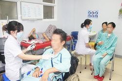 Kiên trì như kỹ thuật viên âm ngữ trị liệu