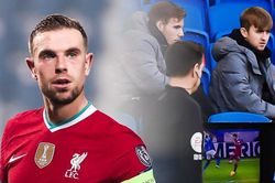 'VAR đang phá hỏng bóng đá'