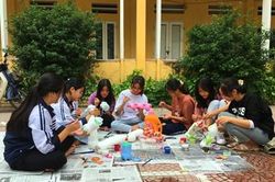 Sôi nổi hoạt động vì ngôi trường xanh