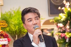 Hà Kiều Anh, Hồng Nhung, Giáng My rạng rỡ
