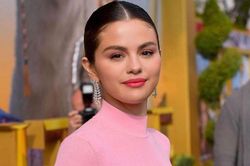 Selena Gomez được xin lỗi sau vụ giễu cợt ghép thận