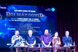 Khởi công dàn dựng 'Đôi mắt Covid'