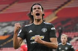 Cavani chói sáng 'cứu' MU, Solskjaer vẫn chê trách 1 điều