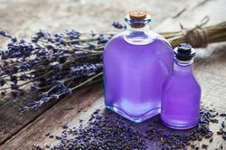 Những loại tinh dầu xóa tan nỗi lo lão hóa