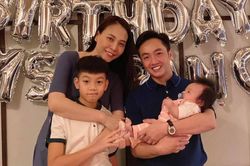 Bố con Cường Đô La mừng sinh nhật Đàm Thu Trang, món quà của Subeo chứng minh tình cảm mẹ con cực tốt