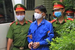 Trả hồ sơ vụ bác sĩ hiếp dâm nữ điều dưỡng
