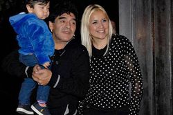 Xúc động trước thông điệp cuối cùng Maradona dành cho con trai út