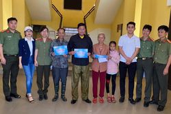 Phòng An ninh mạng sẻ chia với người nghèo