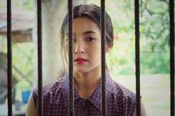 Nghe tiếng chuông cửa, tôi ra mở thì sửng sốt khi thấy mẹ òa khóc rồi nói một câu 'kinh thiên động địa'