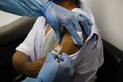 Mỹ phân phối lô vaccine Covid-19 đầu tiên vào ngày 15/12