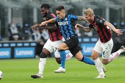 Đã bắt đầu cuộc đua Milan-Inter cho Scudetto?