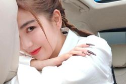 Lịm tim với style trẻ trung của Ngọc Trinh