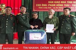 Bàn giao nhà tình nghĩa cho gia đình thương binh ở Đức Thọ