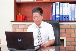 Khởi nghiệp ở tuổi 60: Không mong giàu sang chỉ mong làm việc có ích cho xã hội