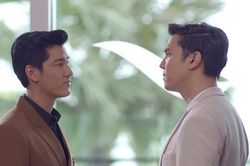Lúc chồng cũ ném cho tôi 50 nghìn để đi xe ôm khi rời tòa thì sếp lái xe tới đón 2 mẹ con tôi