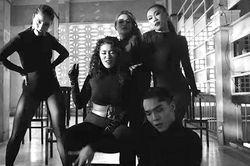 Con gái danh ca Cẩm Vân Cece Trương ra mắt MV 'Virus'