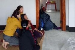 Quảng Bình: Nghi ngộ độc khí than, 4 mẹ con thương vong