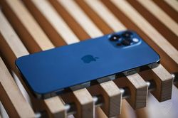 iPhone 12 Pro lại gặp lỗi