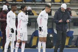 THỐNG KÊ: Không Ronaldo, Real Madrid quá tầm thường tại Champions League