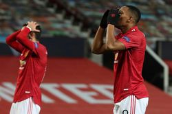 Vấn đề của MU: Khi Martial 'mất tích'