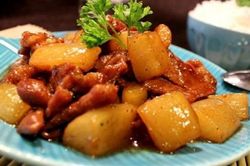 Nấu nhanh thịt kho củ cải đưa cơm ngày lạnh