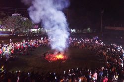 Lễ hội nhảy lửa của người Pà Thẻn ở Hà Giang