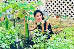 Thủy Tiên tâm sự phải ráng kiếm tiền để nuôi chồng