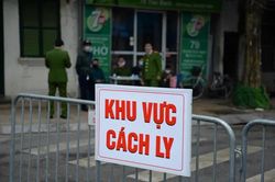 Chống dịch COVID-19: 'Trên nóng, dưới lạnh', khắc phục cách nào?