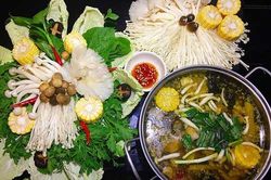 Bí quyết làm lẩu gà nấm ngon hơn nhà hàng