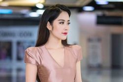 Nam Em hé lộ từng bị đại gia mắng vì... không chịu trao thân