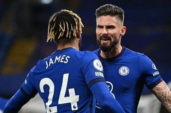 Evra: 'Giroud phải là Giroudinho. Cậu ấy không nổi tiếng chỉ vì cái tên mà thôi'