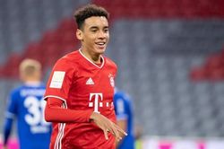 Jamal Musiala: Viên ngọc quý Chelsea làm mất vào tay Bayern Munich